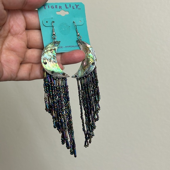 🖤NEW💕Handmade Abalone Shell and tassel earrings - Picture 3 of 10